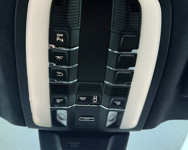 Червоний Порше Масан, об'ємом двигуна 3 л та пробігом 152 тис. км за 42000 $, фото 25 на Automoto.ua