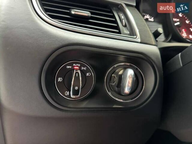 Червоний Порше Масан, об'ємом двигуна 3 л та пробігом 155 тис. км за 39990 $, фото 14 на Automoto.ua