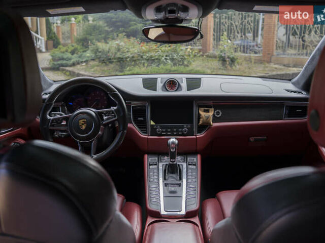 Красный Порше Масан, объемом двигателя 3 л и пробегом 102 тыс. км за 41500 $, фото 26 на Automoto.ua