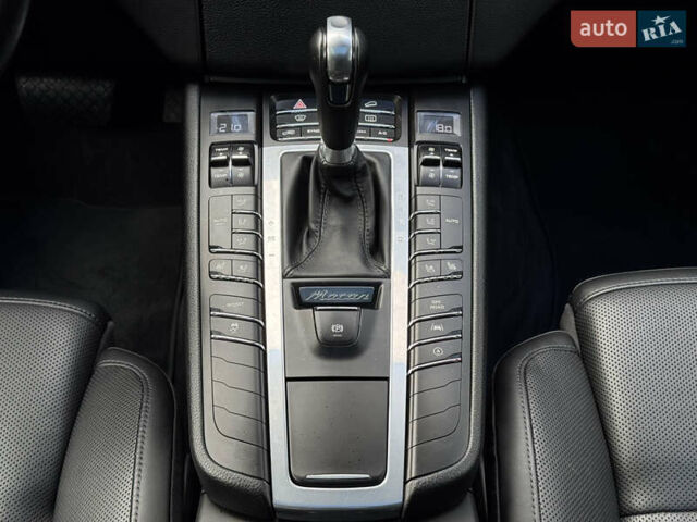 Красный Порше Масан, объемом двигателя 2 л и пробегом 96 тыс. км за 32000 $, фото 29 на Automoto.ua