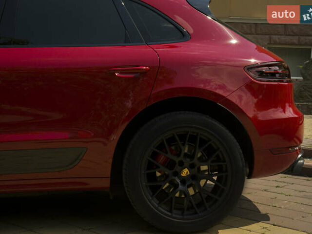 Красный Порше Масан, объемом двигателя 3 л и пробегом 102 тыс. км за 41500 $, фото 5 на Automoto.ua