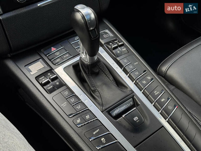 Красный Порше Масан, объемом двигателя 2 л и пробегом 96 тыс. км за 32000 $, фото 25 на Automoto.ua