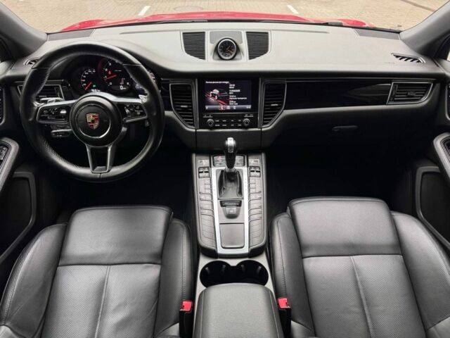 Красный Порше Масан, объемом двигателя 2 л и пробегом 96 тыс. км за 32000 $, фото 4 на Automoto.ua