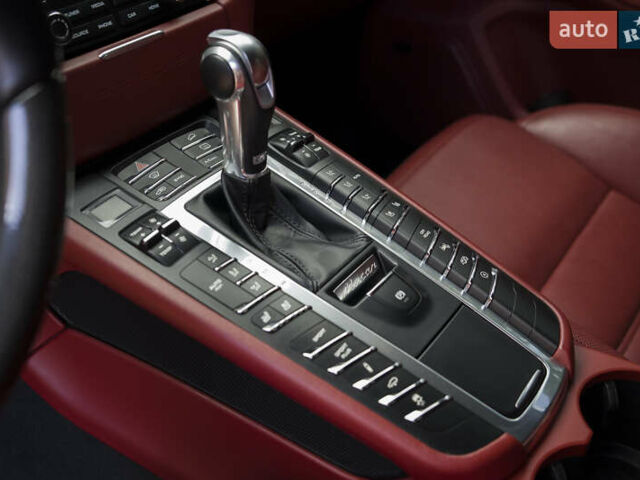 Красный Порше Масан, объемом двигателя 3 л и пробегом 102 тыс. км за 41500 $, фото 22 на Automoto.ua