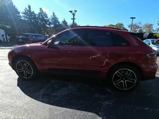 Красный Порше Масан, объемом двигателя 0 л и пробегом 90 тыс. км за 37700 $, фото 5 на Automoto.ua