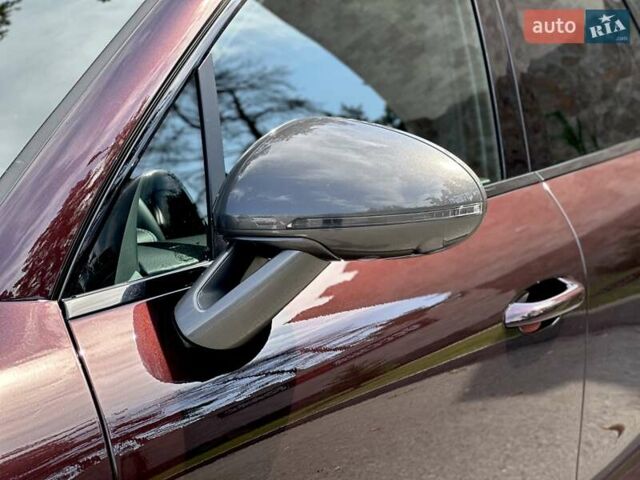 Червоний Порше Масан, об'ємом двигуна 1.98 л та пробігом 45 тис. км за 65000 $, фото 5 на Automoto.ua