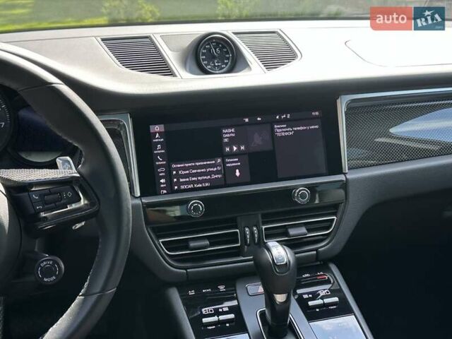 Червоний Порше Масан, об'ємом двигуна 1.98 л та пробігом 45 тис. км за 65000 $, фото 27 на Automoto.ua