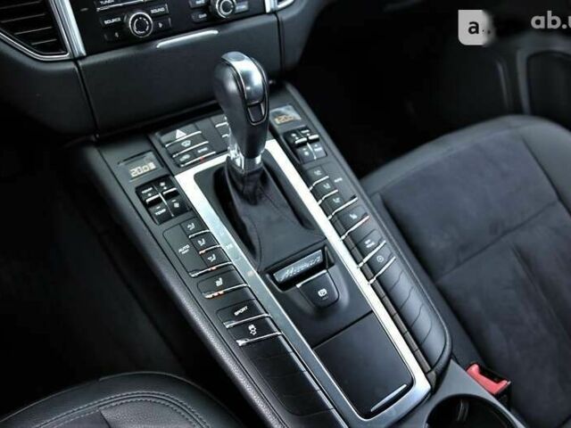 Порше Масан, объемом двигателя 3 л и пробегом 96 тыс. км за 36900 $, фото 16 на Automoto.ua