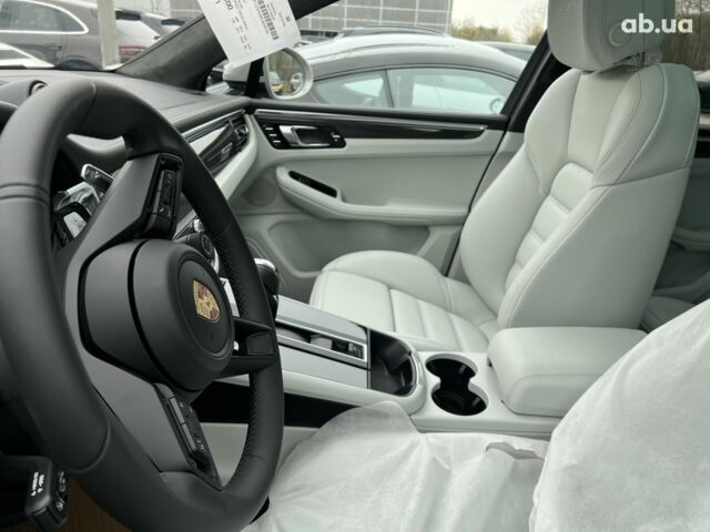 Порше Масан, объемом двигателя 3 л и пробегом 1 тыс. км за 135451 $, фото 34 на Automoto.ua
