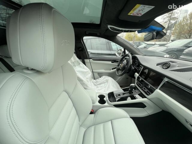 Порше Масан, объемом двигателя 3 л и пробегом 1 тыс. км за 135451 $, фото 26 на Automoto.ua