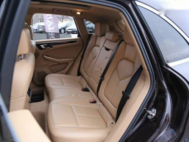 Порше Масан, объемом двигателя 3 л и пробегом 151 тыс. км за 30000 $, фото 9 на Automoto.ua