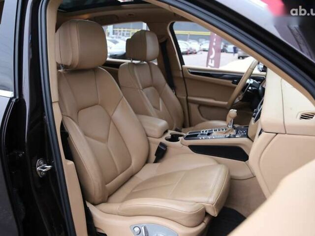 Порше Масан, объемом двигателя 3 л и пробегом 151 тыс. км за 30000 $, фото 11 на Automoto.ua