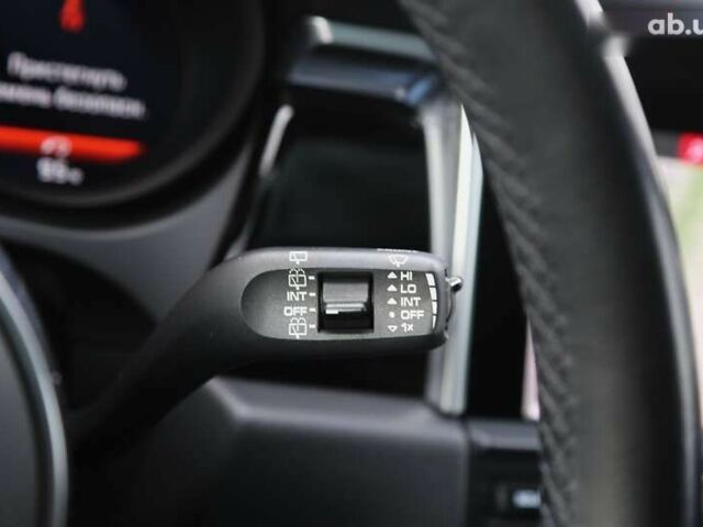 Порше Масан, объемом двигателя 3 л и пробегом 33 тыс. км за 63000 $, фото 29 на Automoto.ua