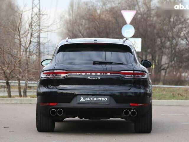 Порше Масан, объемом двигателя 3 л и пробегом 33 тыс. км за 63000 $, фото 4 на Automoto.ua