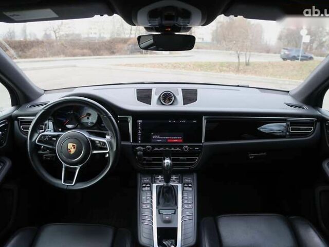 Порше Масан, объемом двигателя 3 л и пробегом 33 тыс. км за 63000 $, фото 12 на Automoto.ua