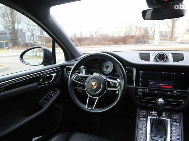 Порше Масан, объемом двигателя 3 л и пробегом 33 тыс. км за 63000 $, фото 11 на Automoto.ua