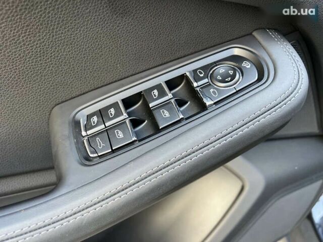 Порше Масан, объемом двигателя 2 л и пробегом 24 тыс. км за 71800 $, фото 24 на Automoto.ua