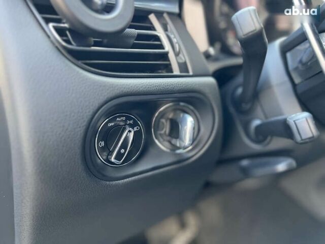 Порше Масан, объемом двигателя 2 л и пробегом 24 тыс. км за 71800 $, фото 25 на Automoto.ua