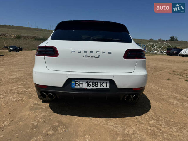 Порше Масан, объемом двигателя 3 л и пробегом 123 тыс. км за 23900 $, фото 2 на Automoto.ua
