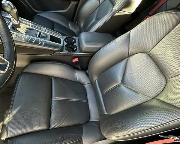 Порше Масан, объемом двигателя 3 л и пробегом 195 тыс. км за 26800 $, фото 2 на Automoto.ua