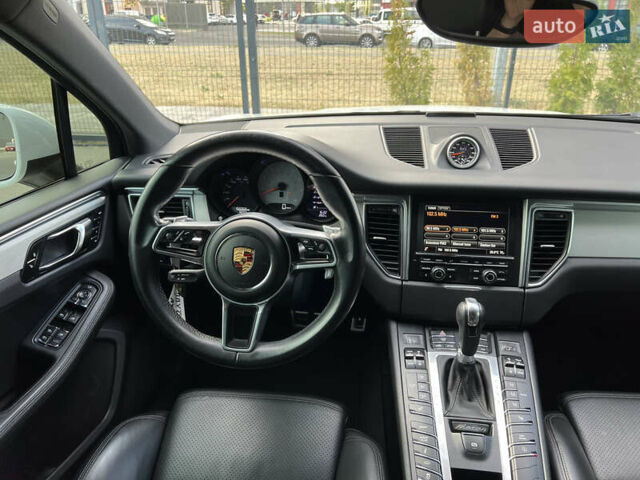 Порше Масан, объемом двигателя 3 л и пробегом 155 тыс. км за 25900 $, фото 26 на Automoto.ua