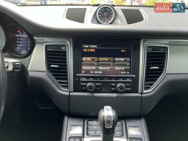 Порше Масан, объемом двигателя 3 л и пробегом 155 тыс. км за 25900 $, фото 24 на Automoto.ua