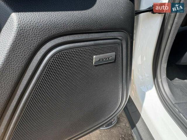 Порше Масан, объемом двигателя 3 л и пробегом 123 тыс. км за 23900 $, фото 7 на Automoto.ua