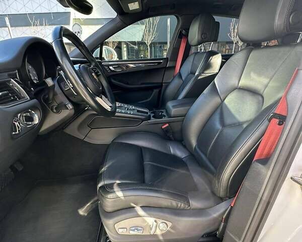 Порше Масан, объемом двигателя 3 л и пробегом 195 тыс. км за 26800 $, фото 32 на Automoto.ua