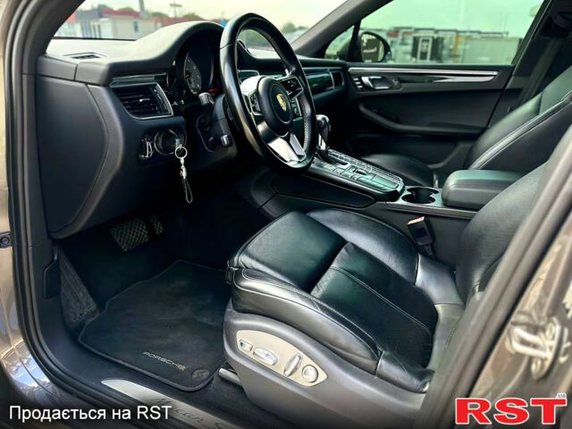 Порше Масан, об'ємом двигуна 3 л та пробігом 174 тис. км за 26750 $, фото 7 на Automoto.ua