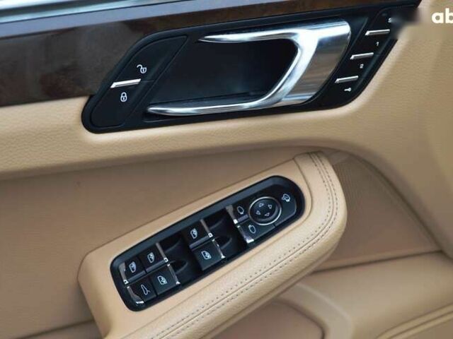 Порше Масан, объемом двигателя 3 л и пробегом 164 тыс. км за 32900 $, фото 15 на Automoto.ua