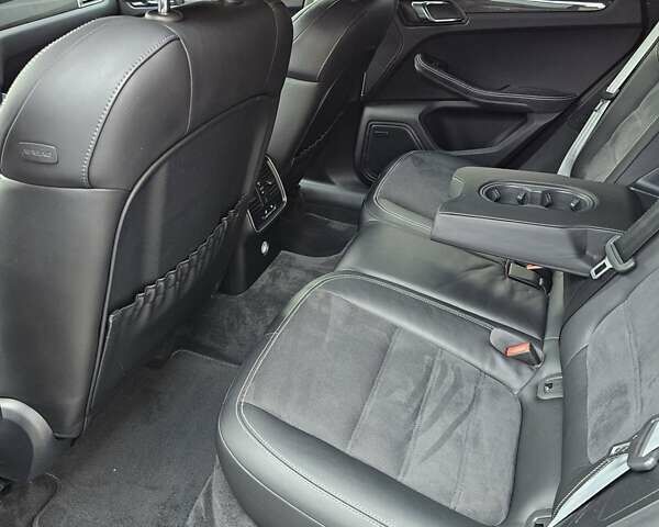 Порше Масан, объемом двигателя 3 л и пробегом 135 тыс. км за 32000 $, фото 6 на Automoto.ua