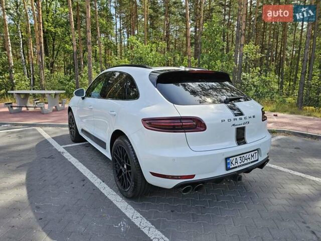 Порше Масан, объемом двигателя 3 л и пробегом 135 тыс. км за 32000 $, фото 1 на Automoto.ua