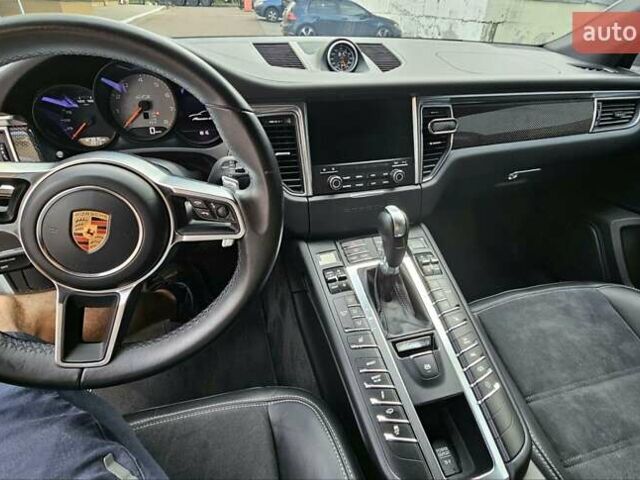 Порше Масан, объемом двигателя 3 л и пробегом 135 тыс. км за 32000 $, фото 7 на Automoto.ua