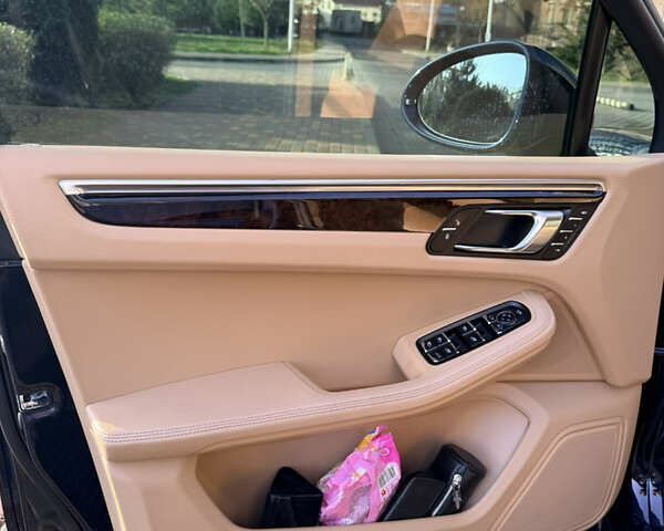 Порше Масан, об'ємом двигуна 2 л та пробігом 120 тис. км за 35999 $, фото 4 на Automoto.ua