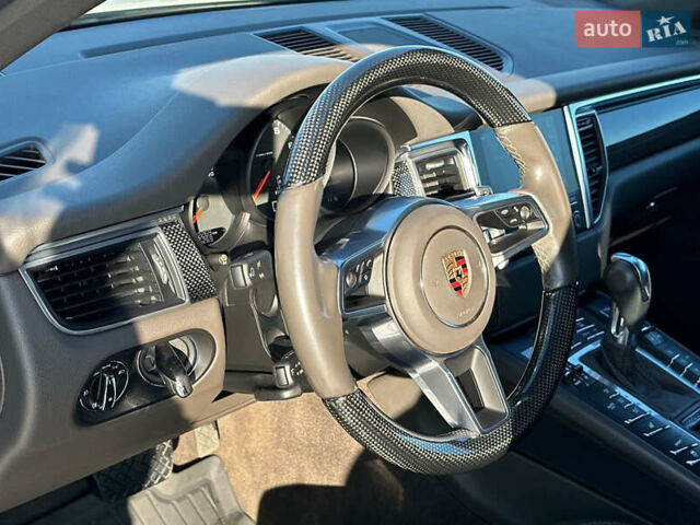 Порше Масан, объемом двигателя 1.98 л и пробегом 72 тыс. км за 41900 $, фото 19 на Automoto.ua