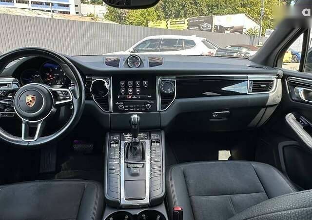 Порше Масан, объемом двигателя 2 л и пробегом 62 тыс. км за 31999 $, фото 18 на Automoto.ua