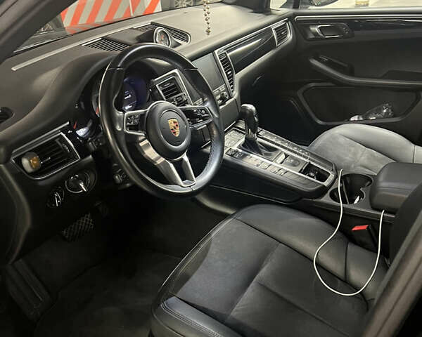 Порше Масан, объемом двигателя 3 л и пробегом 79 тыс. км за 30300 $, фото 23 на Automoto.ua