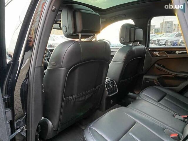 Порше Масан, объемом двигателя 2 л и пробегом 147 тыс. км за 27400 $, фото 21 на Automoto.ua