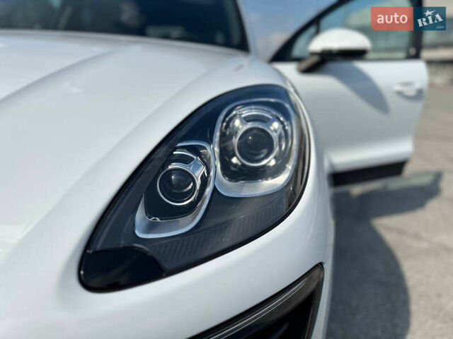 Порше Масан, объемом двигателя 2 л и пробегом 128 тыс. км за 32000 $, фото 11 на Automoto.ua