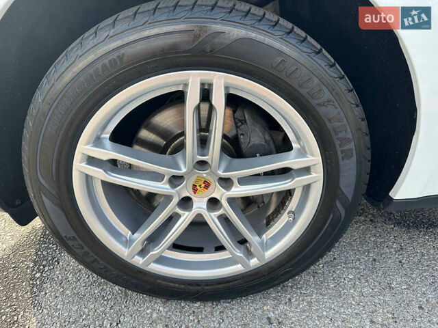 Порше Масан, объемом двигателя 2 л и пробегом 128 тыс. км за 32000 $, фото 21 на Automoto.ua