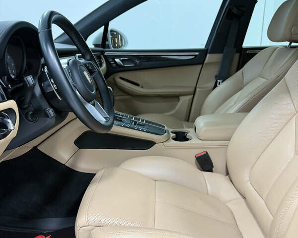 Порше Масан, объемом двигателя 3 л и пробегом 71 тыс. км за 46500 $, фото 19 на Automoto.ua