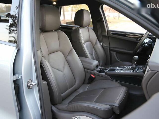 Порше Масан, объемом двигателя 2 л и пробегом 42 тыс. км за 39900 $, фото 11 на Automoto.ua