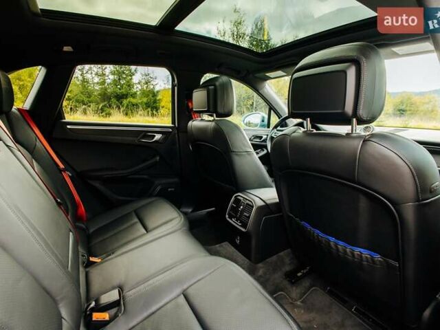 Порше Масан, объемом двигателя 2.89 л и пробегом 30 тыс. км за 60000 $, фото 25 на Automoto.ua