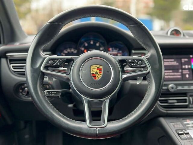 Порше Масан, объемом двигателя 2 л и пробегом 74 тыс. км за 41500 $, фото 10 на Automoto.ua