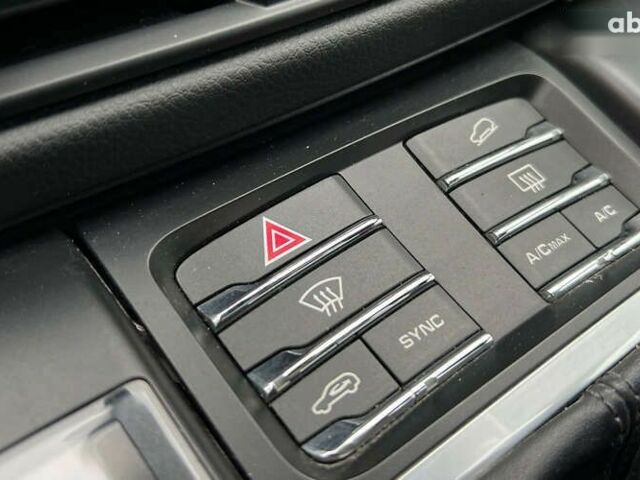 Порше Масан, объемом двигателя 2 л и пробегом 74 тыс. км за 41500 $, фото 19 на Automoto.ua