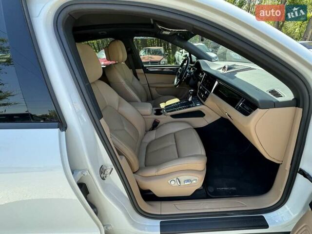 Порше Масан, объемом двигателя 1.98 л и пробегом 45 тыс. км за 44600 $, фото 17 на Automoto.ua