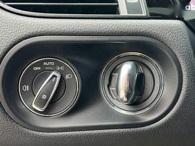 Порше Масан, объемом двигателя 2 л и пробегом 74 тыс. км за 41500 $, фото 21 на Automoto.ua