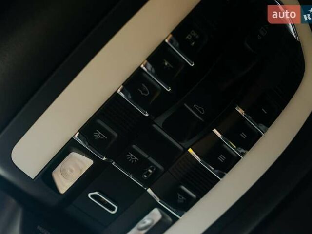 Порше Масан, объемом двигателя 2.89 л и пробегом 30 тыс. км за 60000 $, фото 21 на Automoto.ua