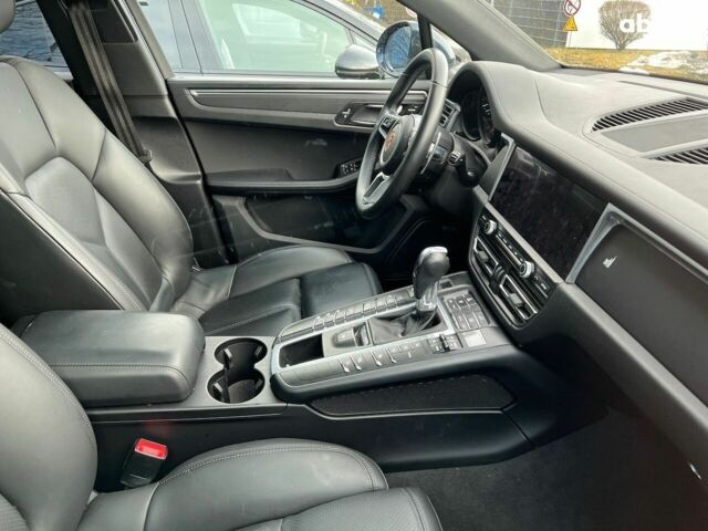 Порше Масан, объемом двигателя 2 л и пробегом 34 тыс. км за 71729 $, фото 13 на Automoto.ua