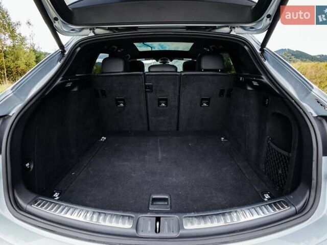 Порше Масан, объемом двигателя 2.89 л и пробегом 30 тыс. км за 60000 $, фото 29 на Automoto.ua